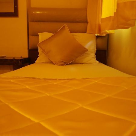 מומביי Hotel Silver Castle מראה חיצוני תמונה