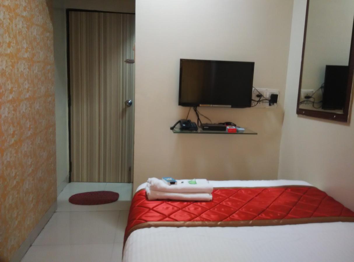 מומביי Hotel Silver Castle מראה חיצוני תמונה
