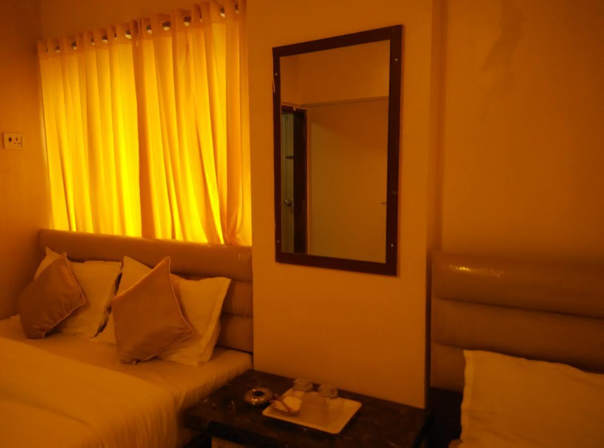 מומביי Hotel Silver Castle מראה חיצוני תמונה