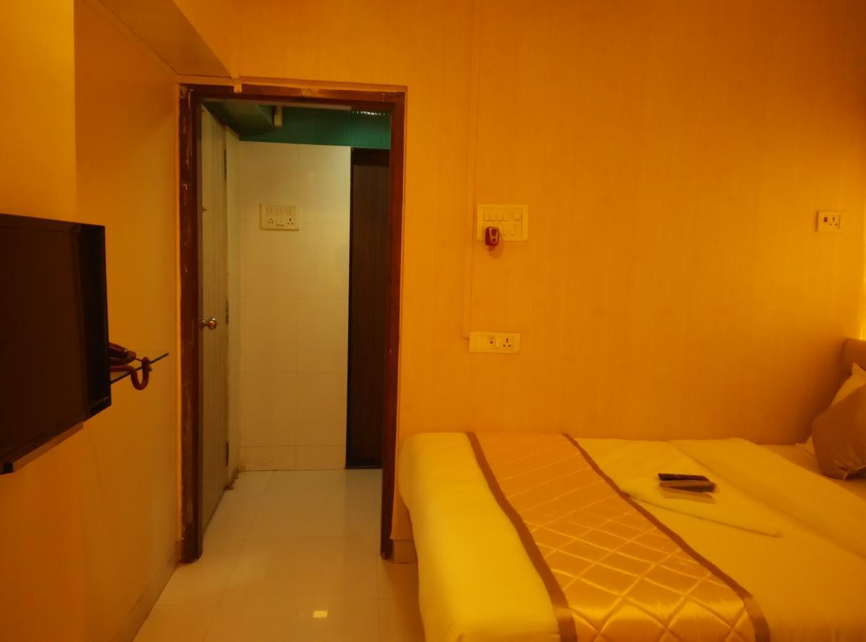 מומביי Hotel Silver Castle מראה חיצוני תמונה